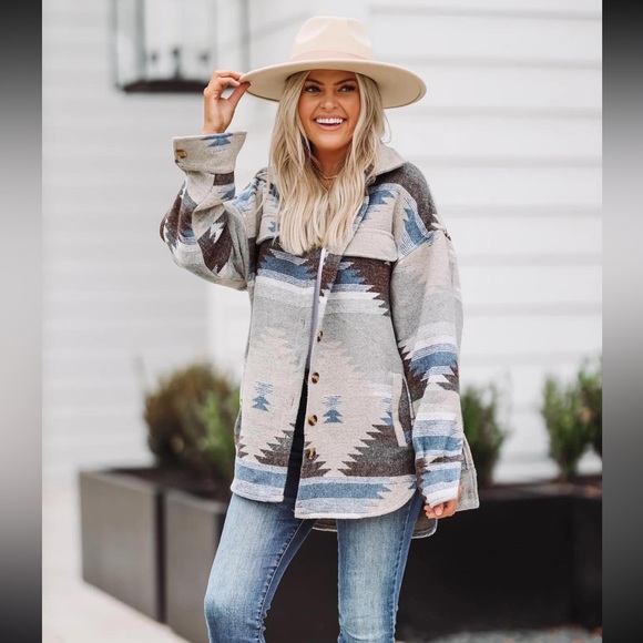 Jess Crum x Hazel & Olive Blue Gray Aztec Pattern Shacket Jacket New - Picture 1 of 9